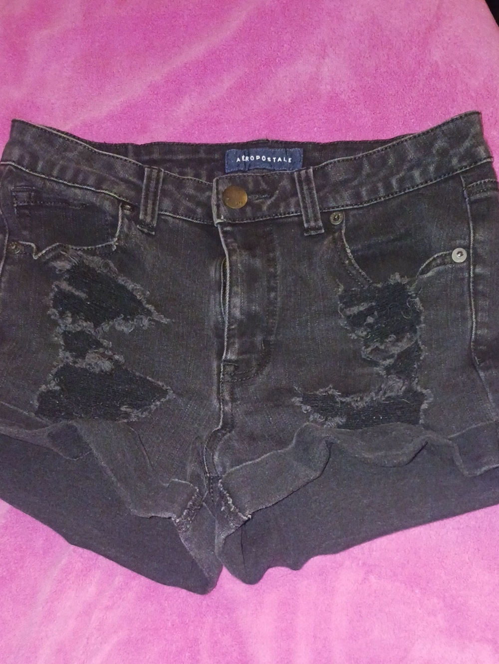 Aeropostale Women's Black Stretchy Distressed Jean Shorts Sz 10 High Rise Midi